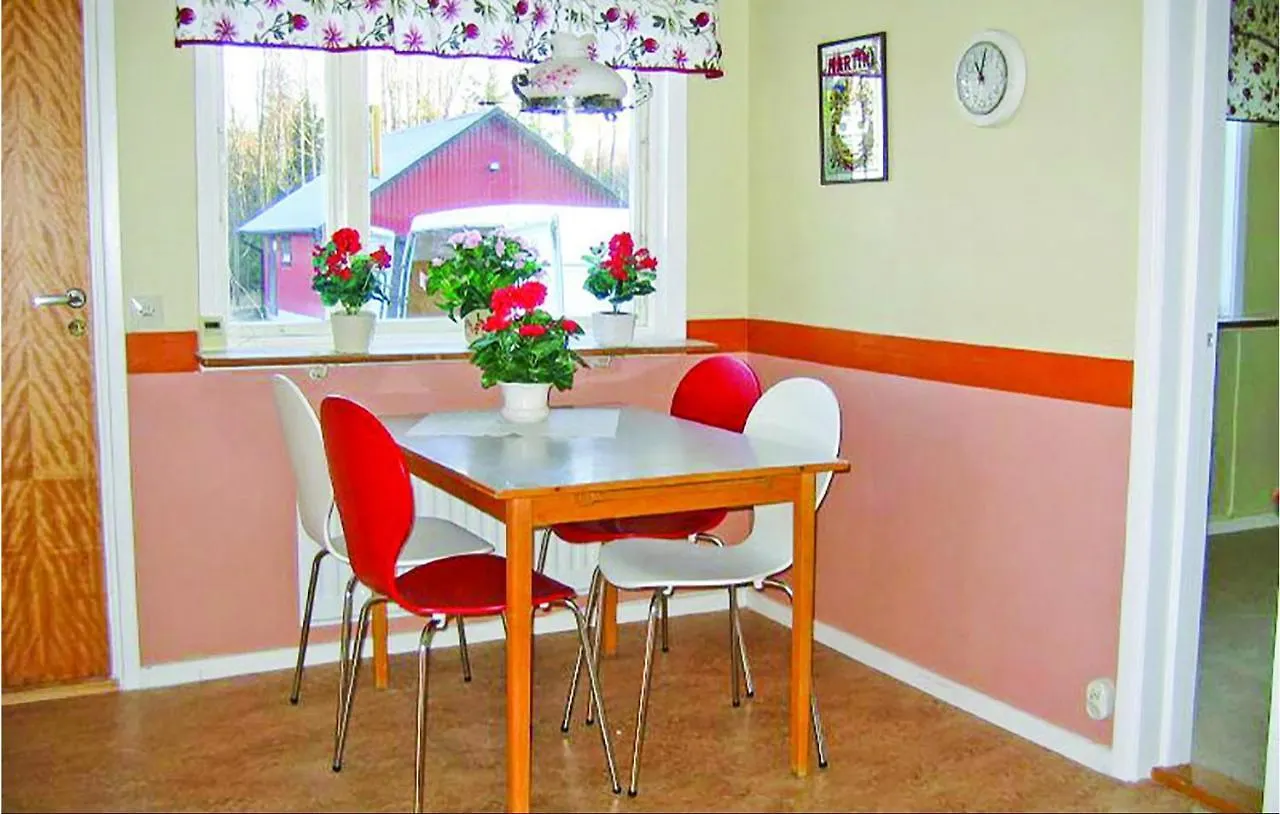 Holiday home 3 Bedroom Amazing Home In Vaenersborg