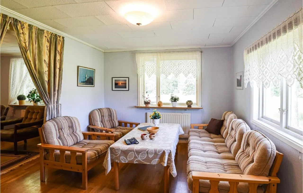 3 Bedroom Amazing Home In Vaenersborg 0*, Vänersborg Svédország